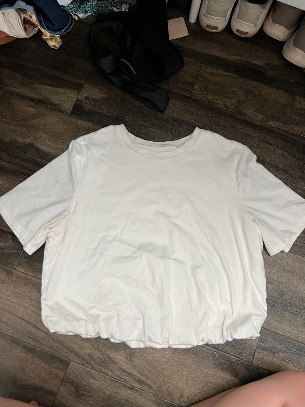 White t-shirt